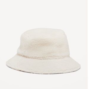 NWT OLD NAVY Sherpa Bucket Hat  Color: Ivory Pearl tapered brim